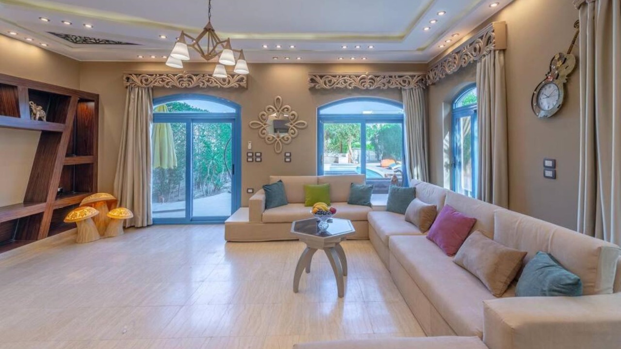 Photo of Livingroom in Village Road