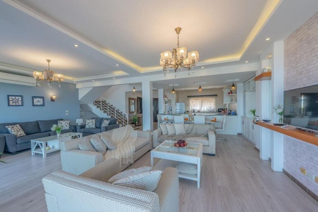 Photo of Livingroom in Ras Sudar