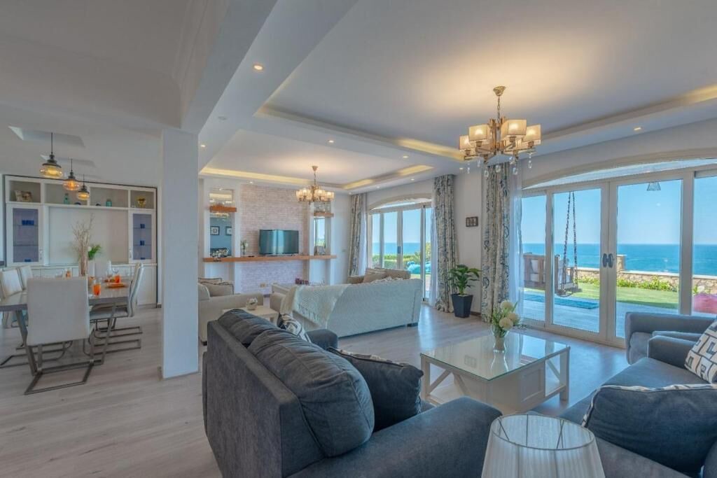 Photo of Livingroom in Ras Sudar