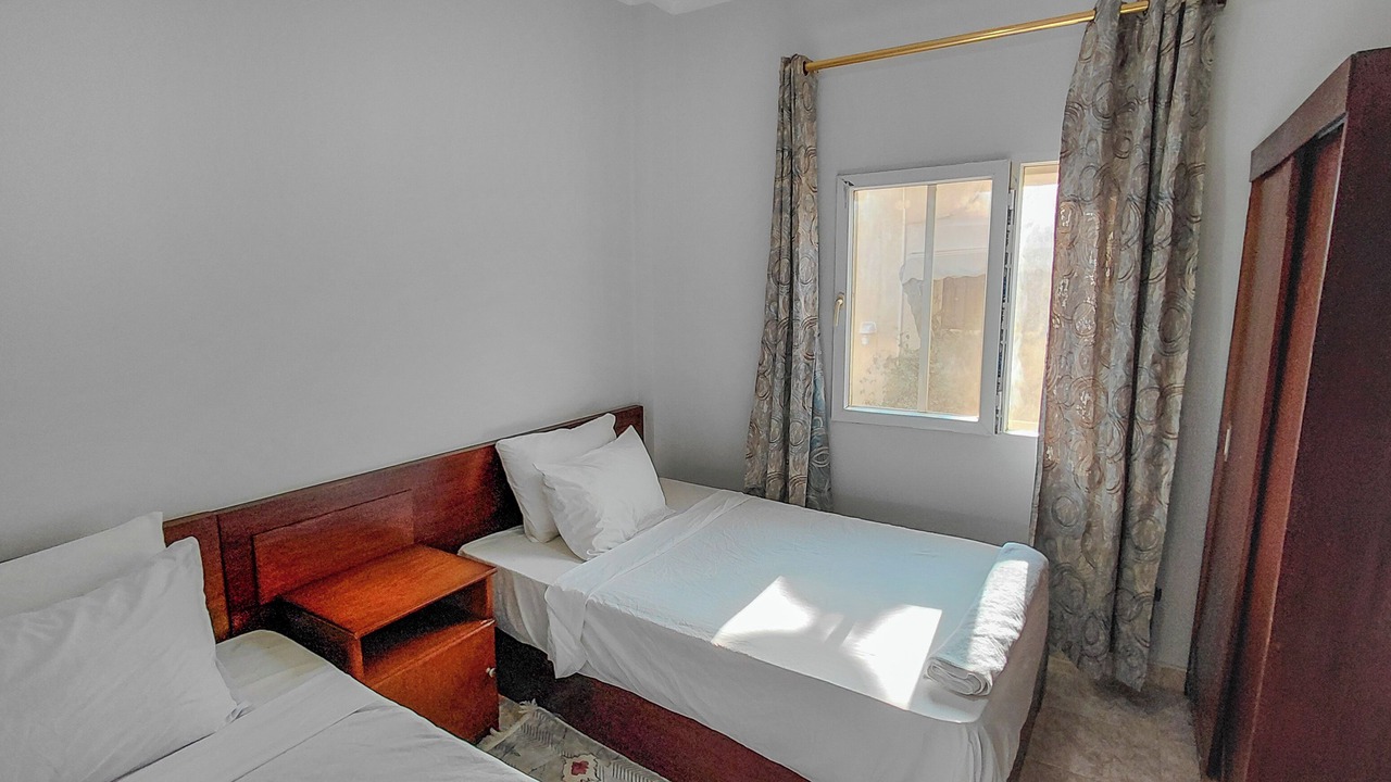 Photo of Bedroom in Sheikh Zayed City