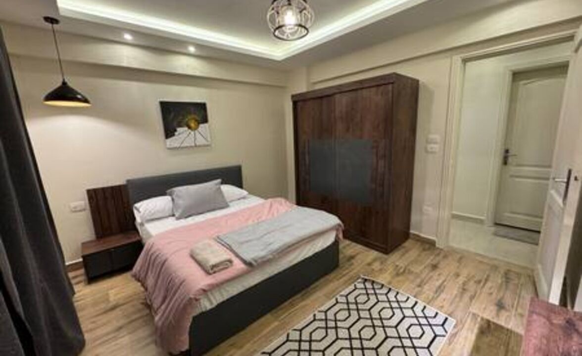 Photo of Bedroom in Sheikh Zayed City