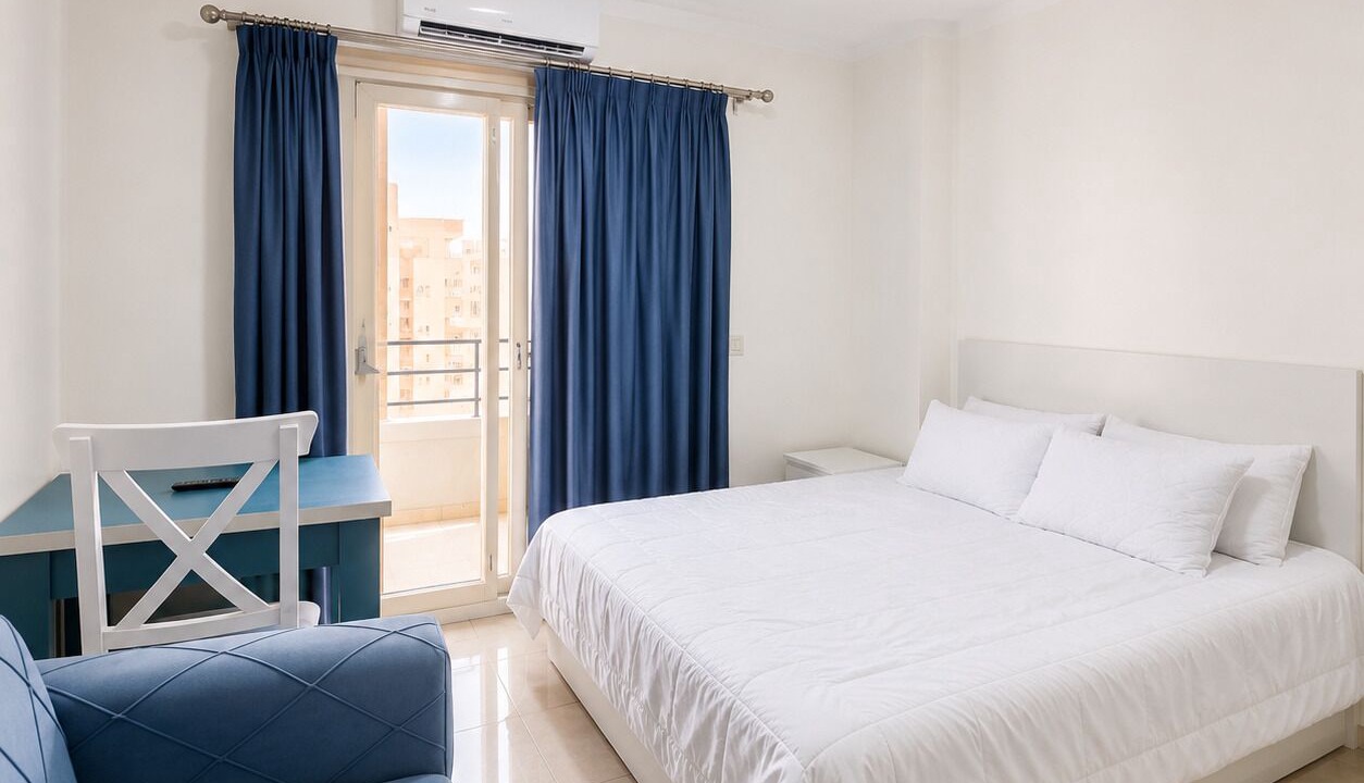 Photo of Bedroom in Corniche Road-Dahar
