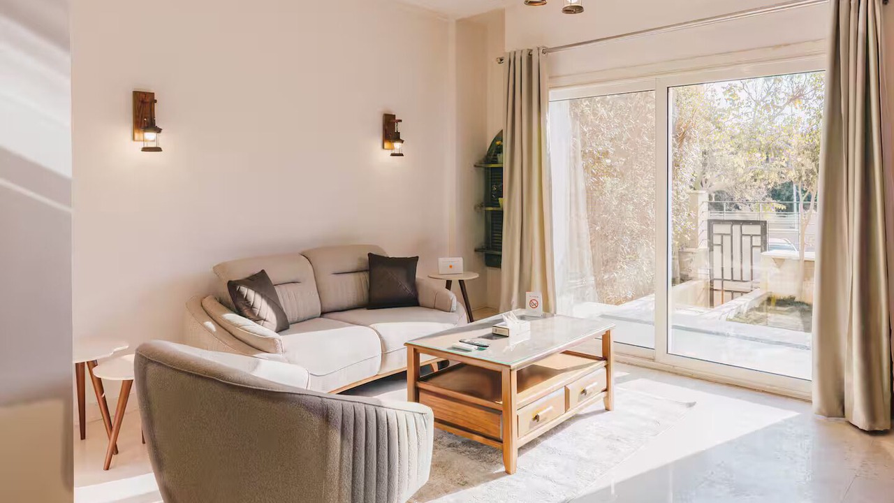 Photo of Livingroom in The 5th Settlement