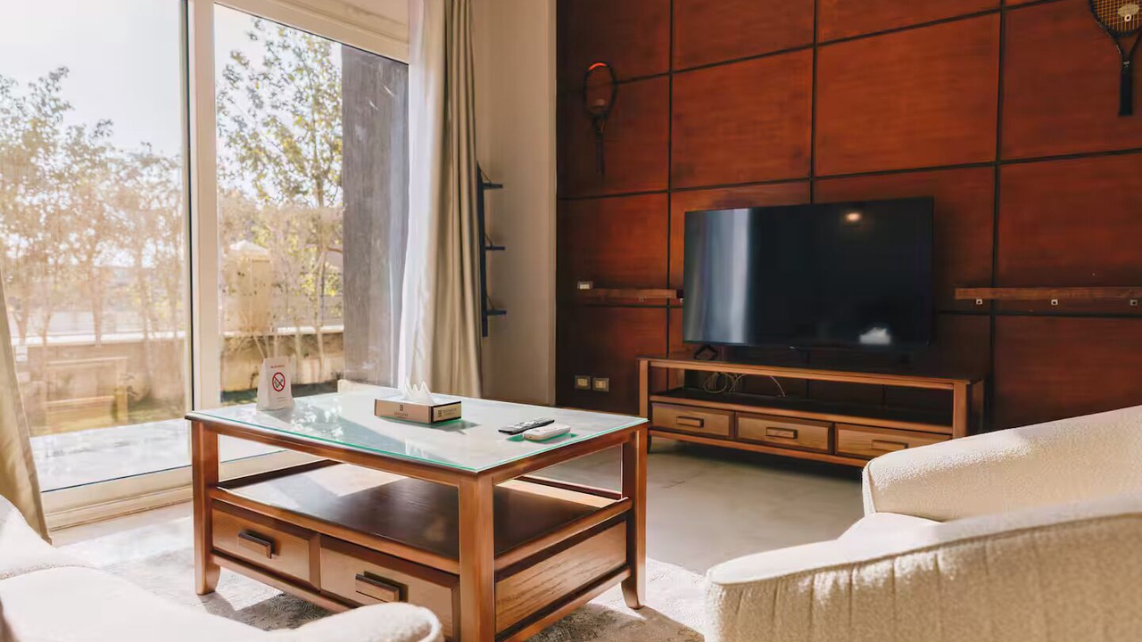 Photo of Livingroom in The 5th Settlement