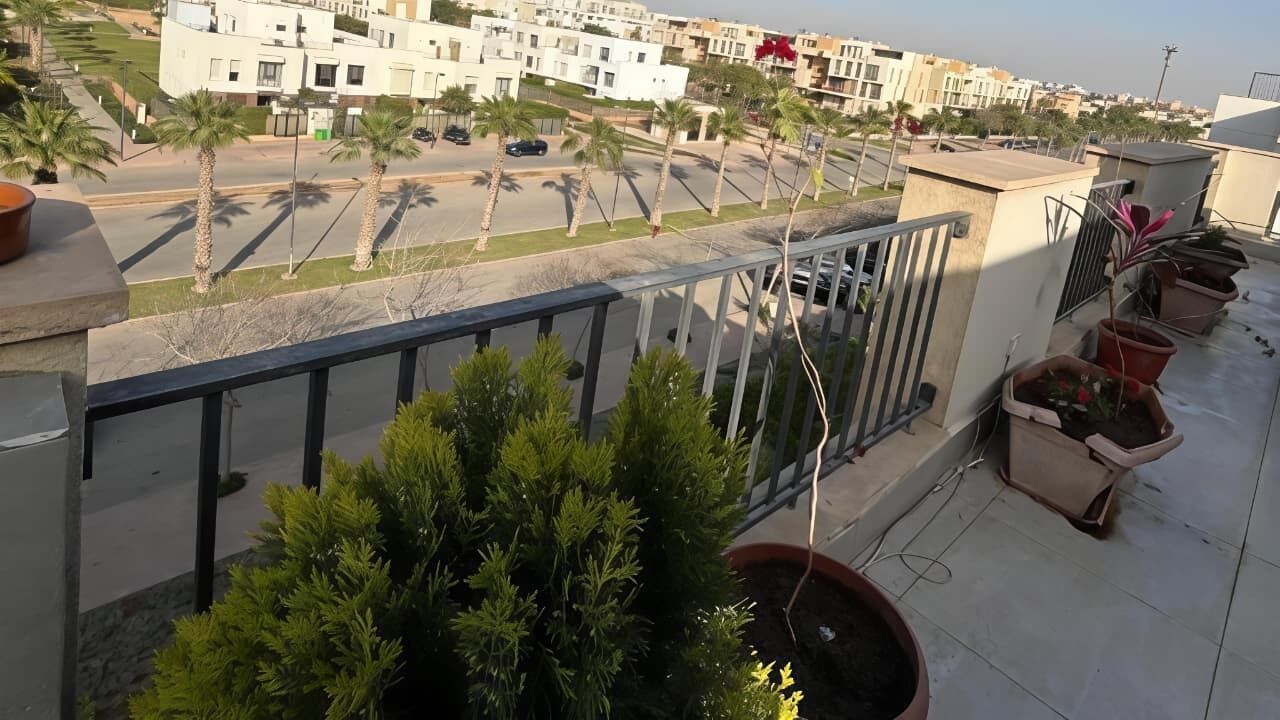 Photo of Outdoor in Sheikh Zayed City