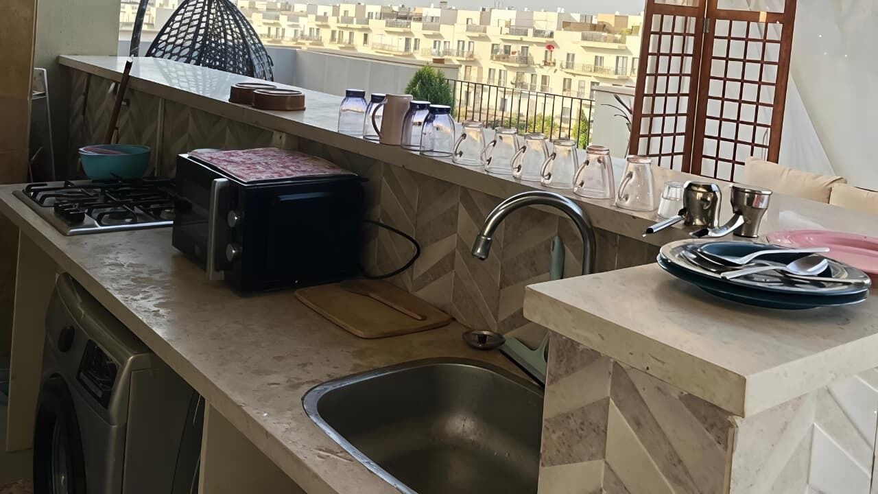 Photo of Kitchen in Sheikh Zayed City