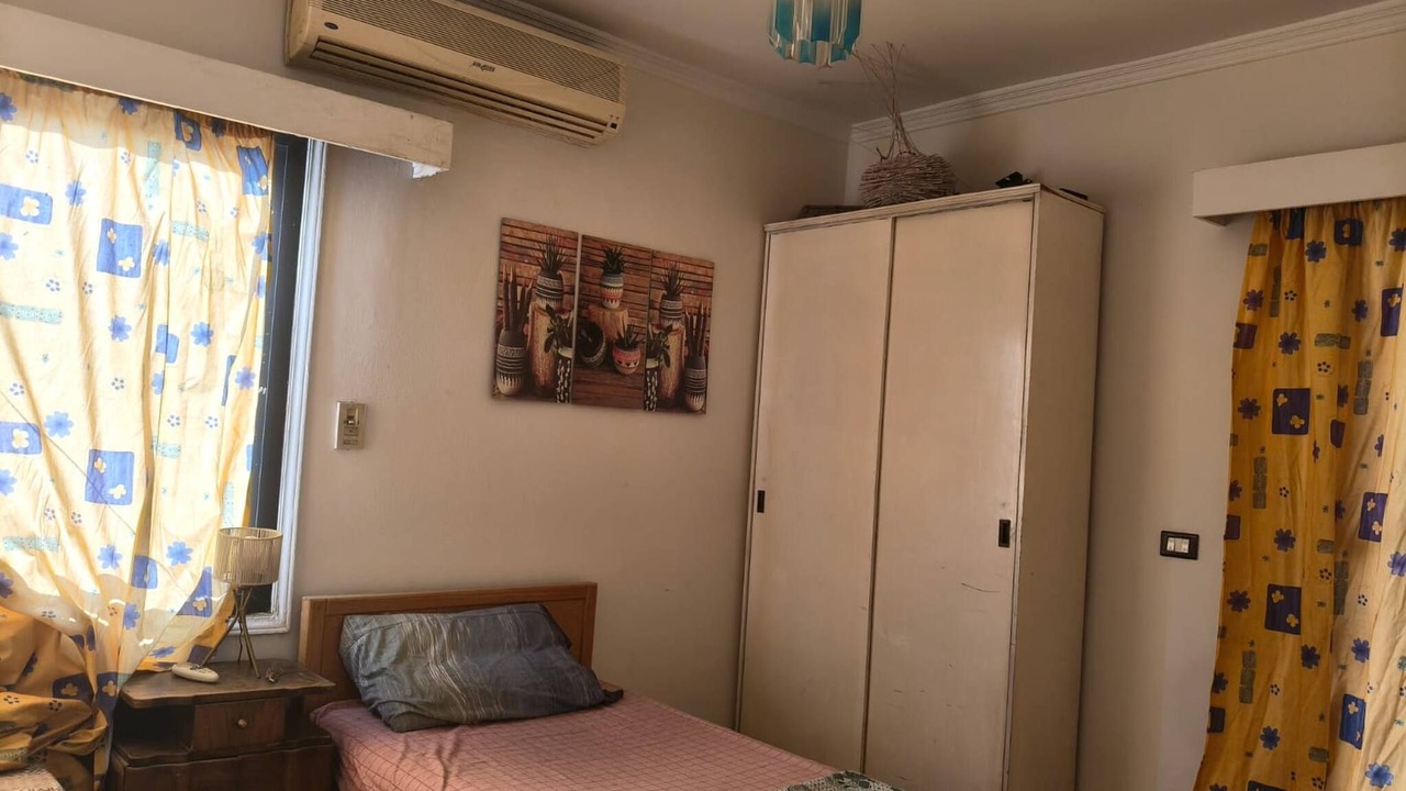 Photo of Bedroom in Taqseem Laselky