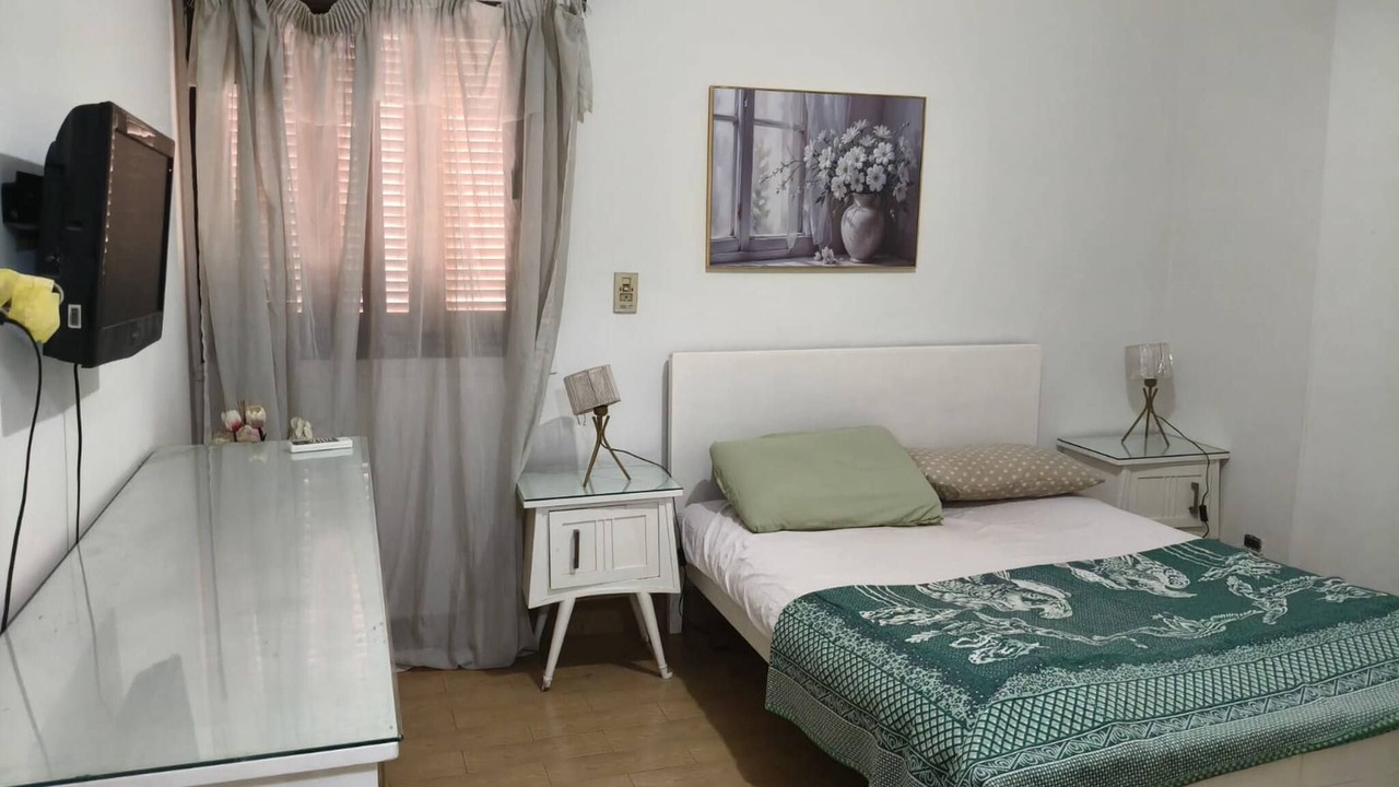Photo of Bedroom in Taqseem Laselky