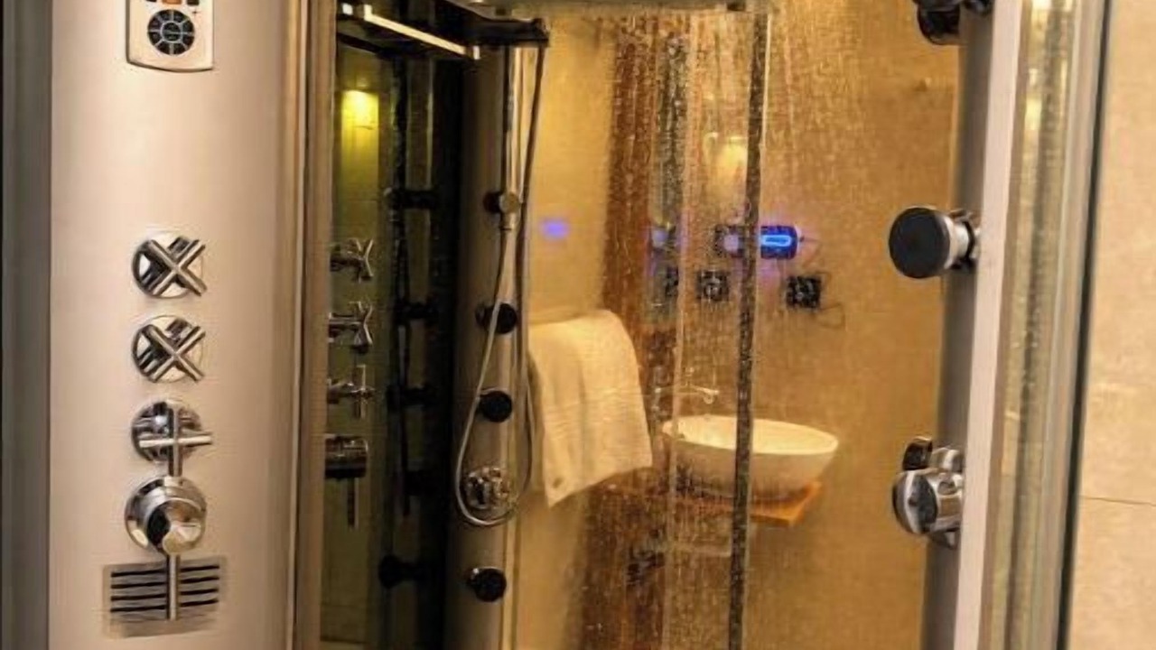 Photo of Bathroom in Al-Basatin