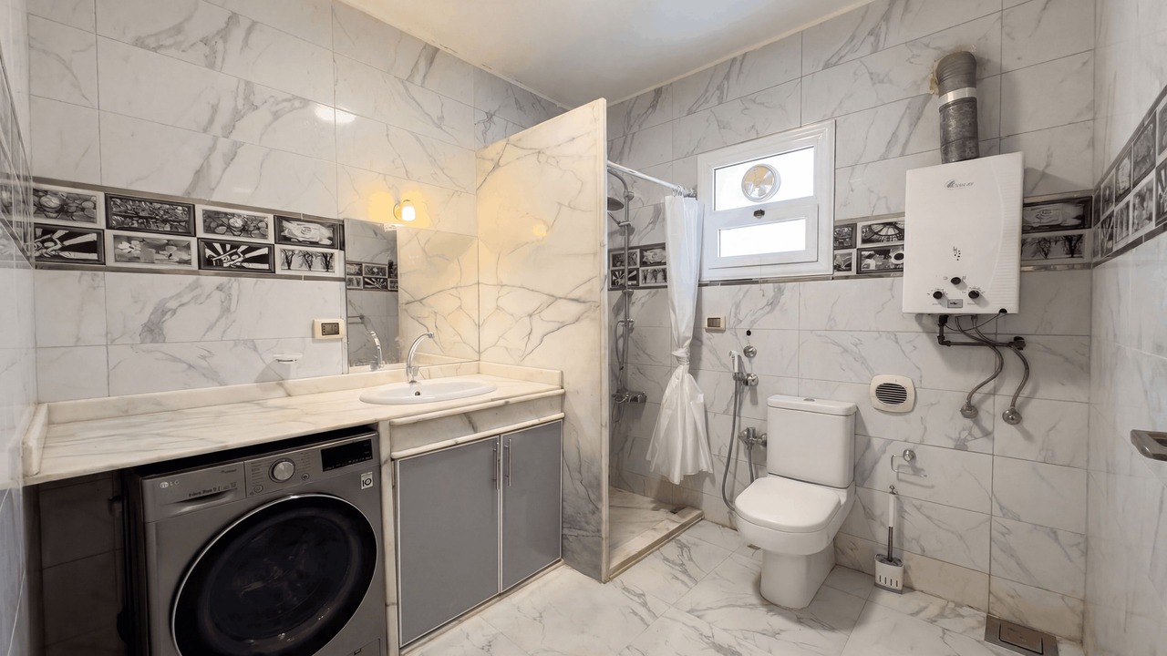 Photo of Bathroom in Agouza
