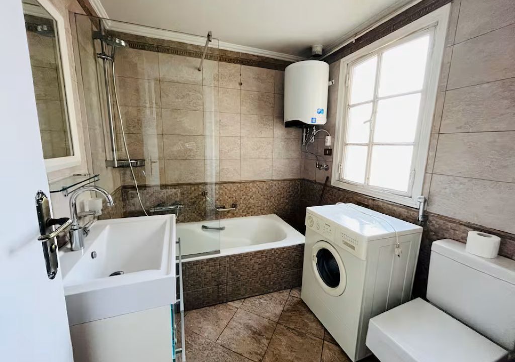 Photo of Bathroom in Downtown Cairo