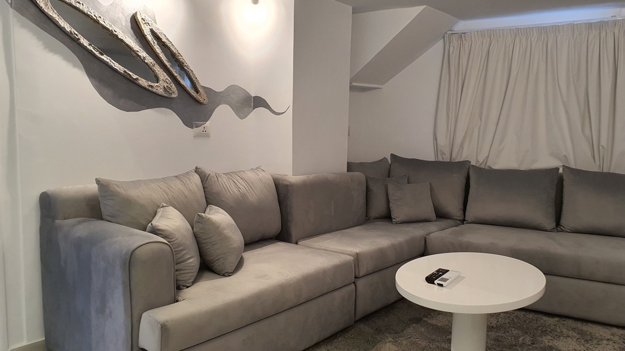 Photo of Livingroom in Al Duqqi