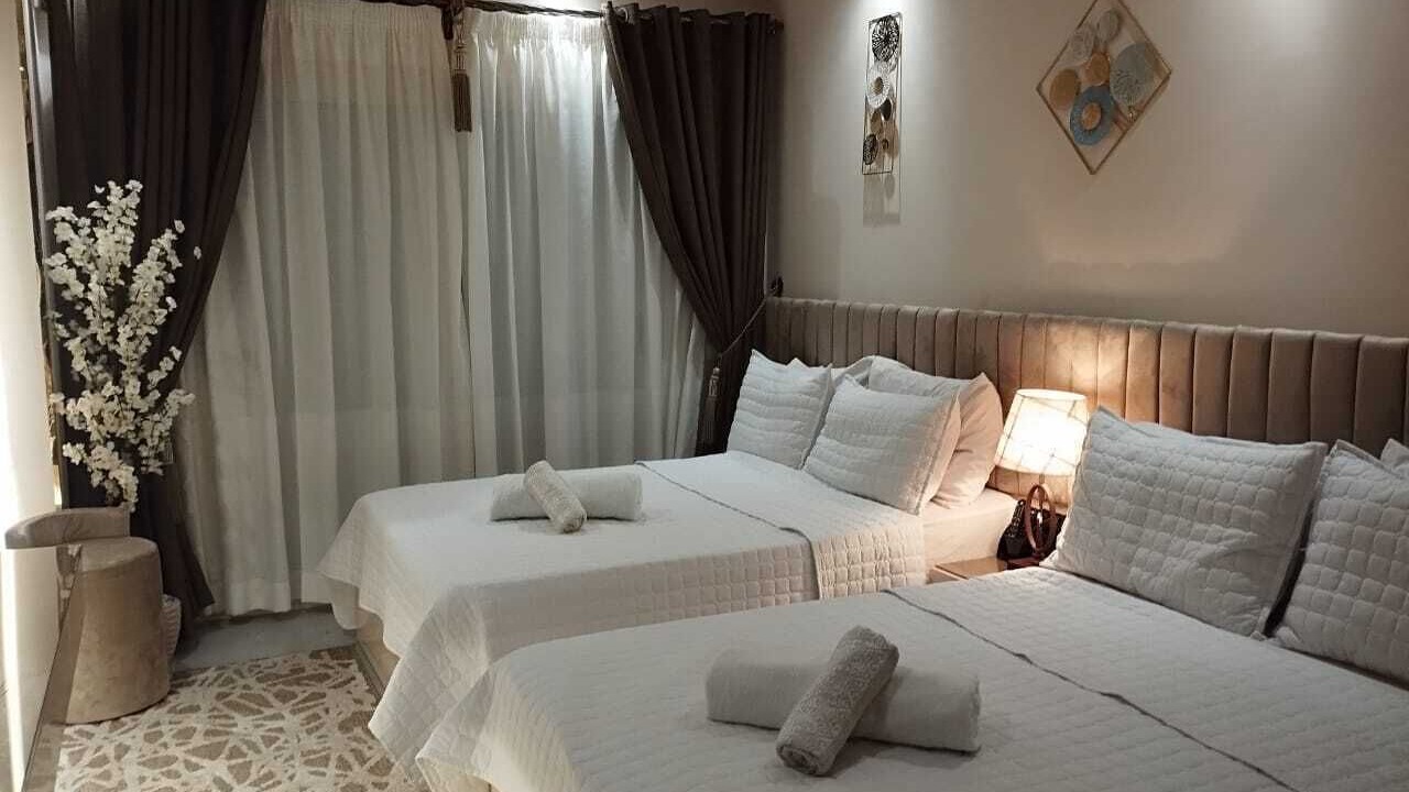 Photo of Bedroom in Corniche Road-Dahar