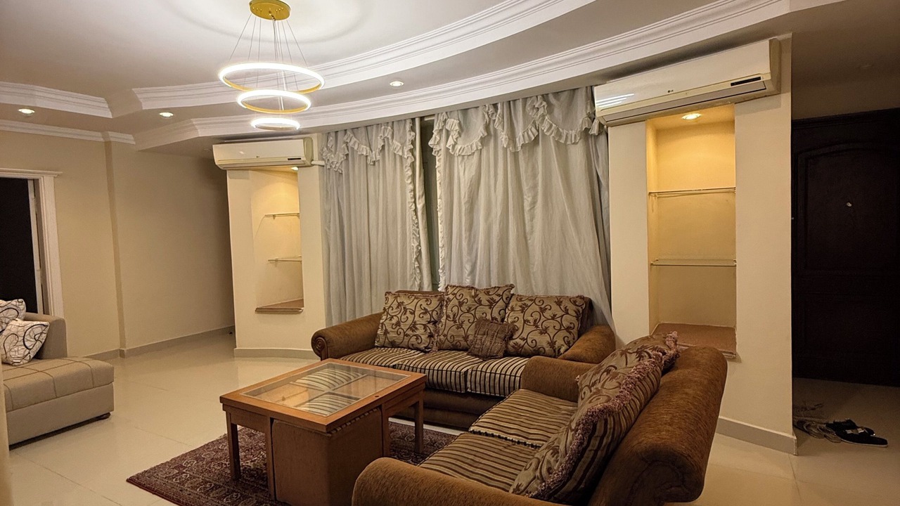 Photo of Livingroom in Al Duqqi