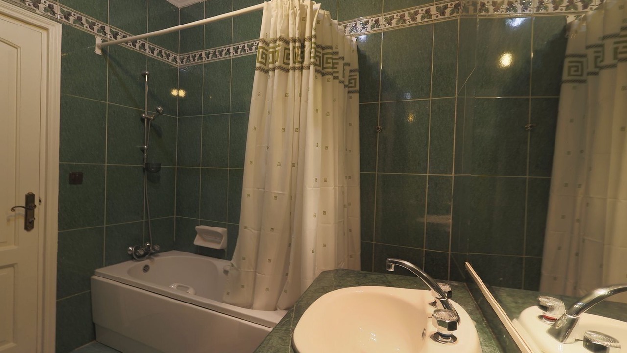 Photo of Bathroom in Al-Basatin