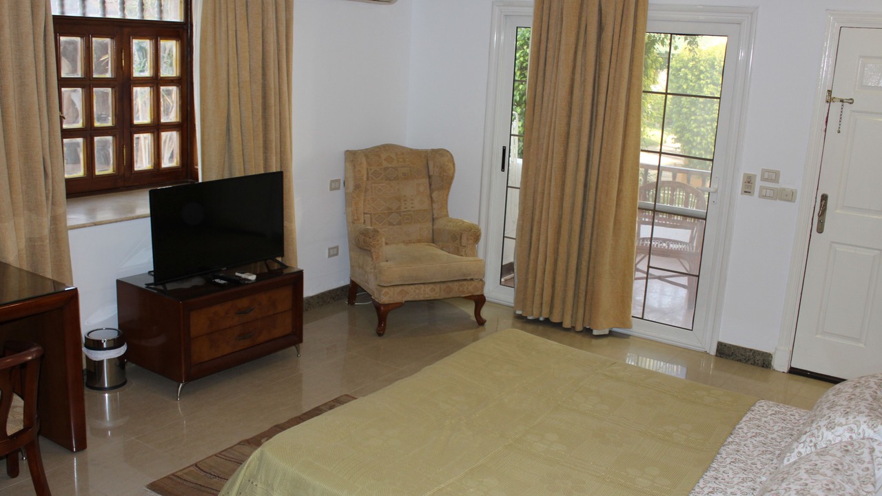Photo of Bedroom in El Hadaba