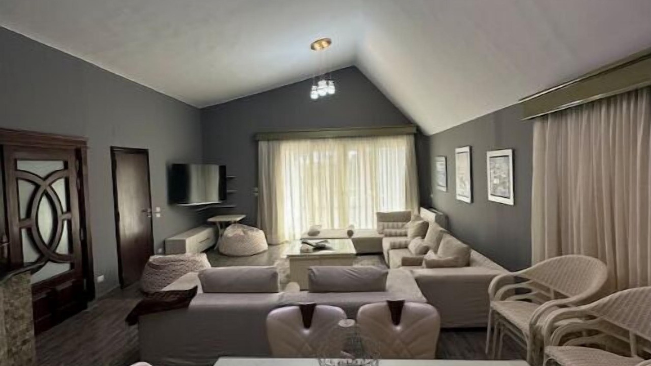 Photo of Livingroom in Pyramids Gardens
