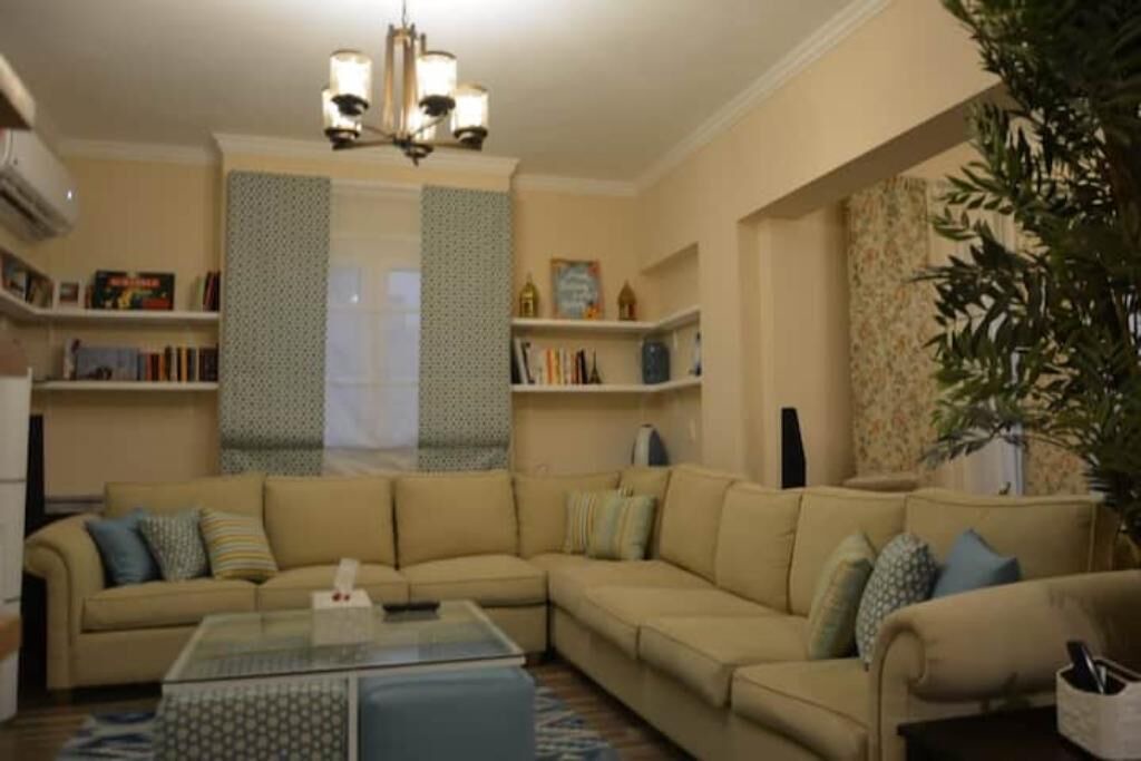 Photo of Livingroom in Sheikh Zayed City