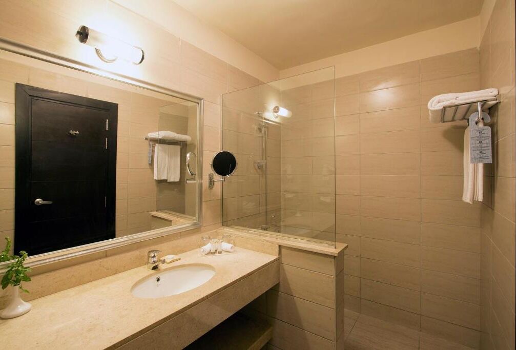 Photo of Bathroom in El Hadaba