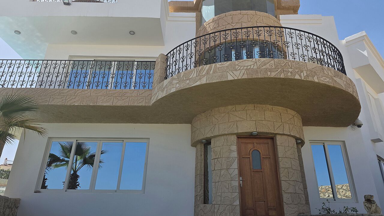 Photo of Outdoor in Ras Nasrani