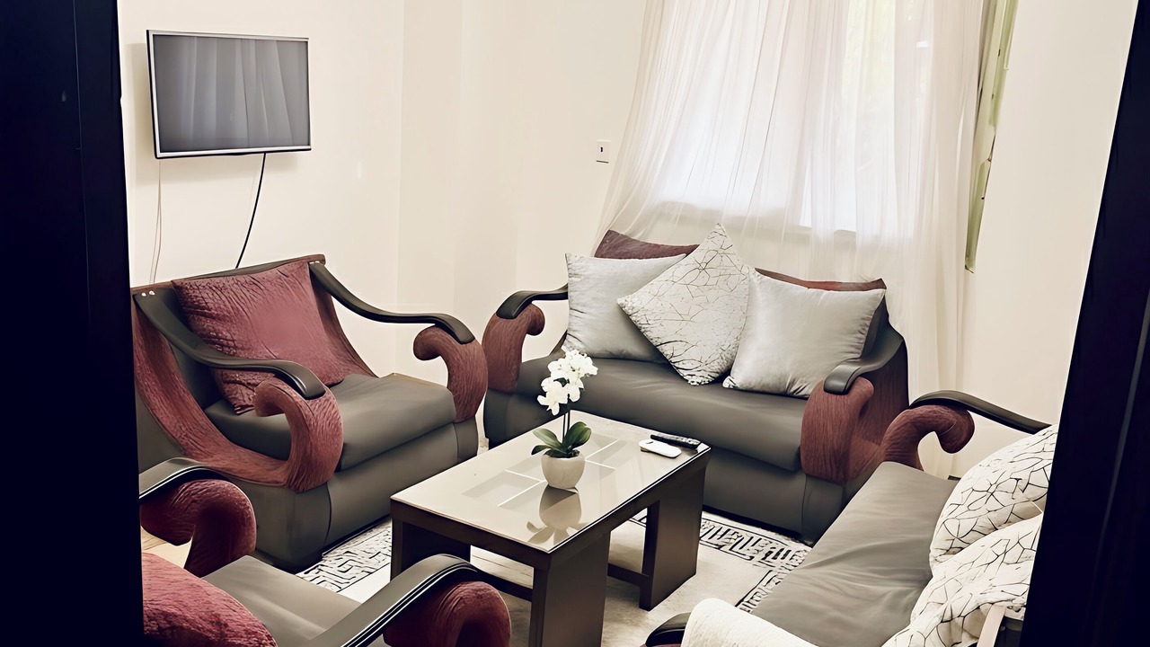 Photo of Livingroom in Sheikh Zayed City
