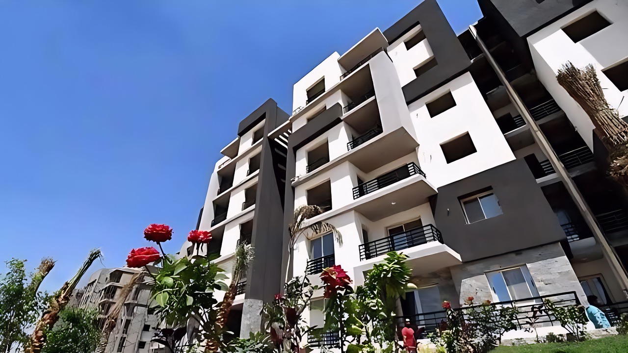 Photo of Outdoor in Sheikh Zayed City