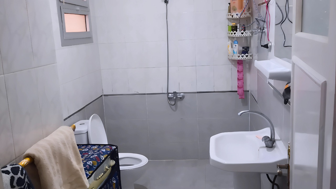Photo of Bathroom in Az-Zohur