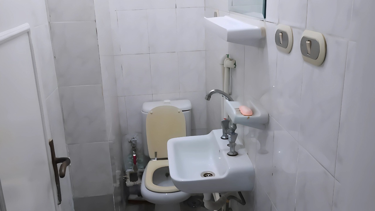 Photo of Bathroom in Az-Zohur
