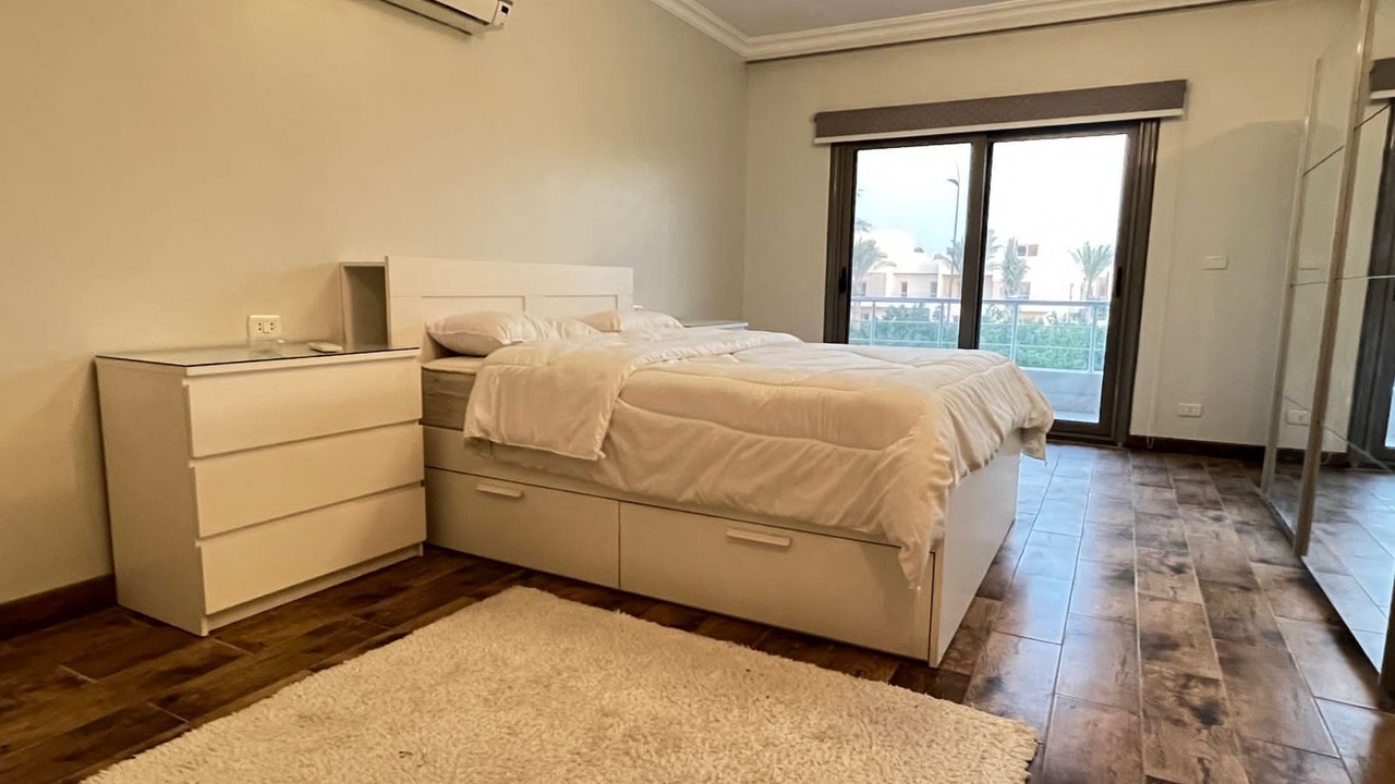 Photo of Bedroom in Sheikh Zayed City