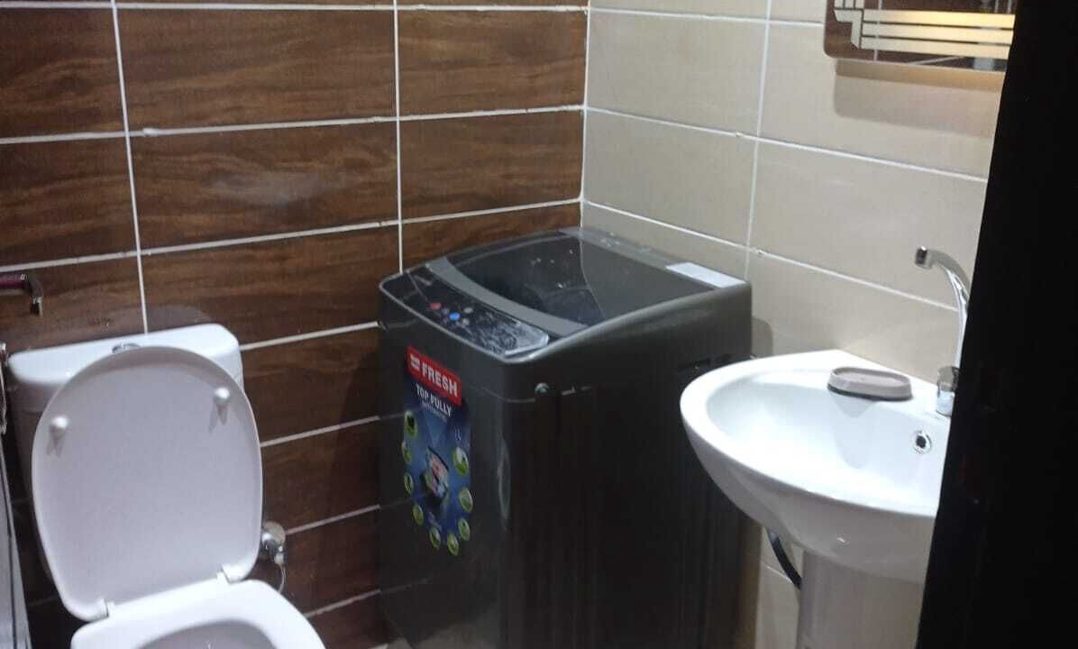 Photo of Bathroom in Corniche Road-Dahar