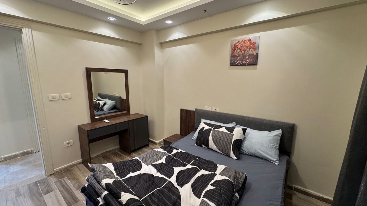 Photo of Bedroom in Sheikh Zayed City