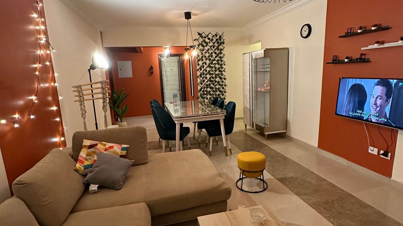 Photo of Livingroom in Sheikh Zayed City