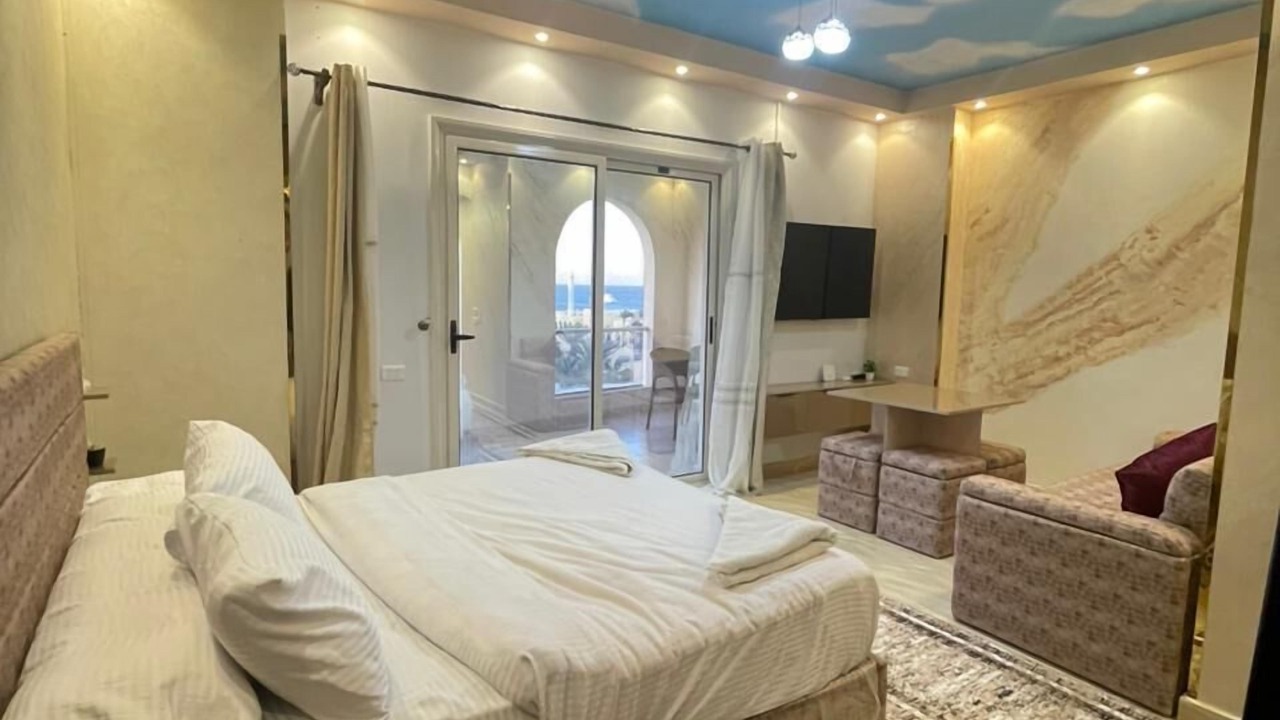 Photo of Bedroom in Corniche Road-Dahar