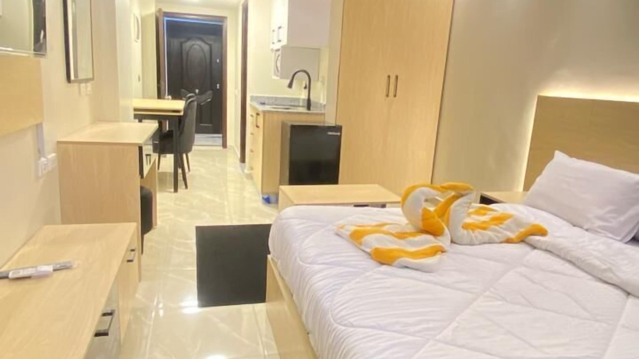Photo of Bedroom in Corniche Road-Dahar