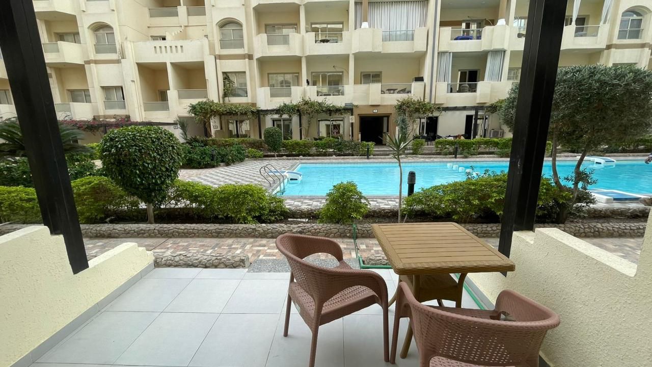 Photo of Patio Balcony in Corniche Road-Dahar