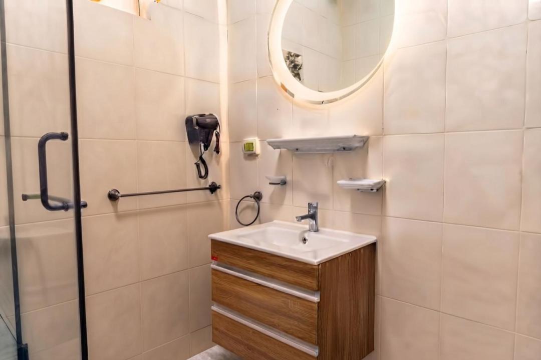 Photo of Bathroom in Qasr an-Nil