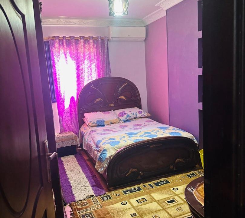 Photo of Bedroom in Pyramids Gardens
