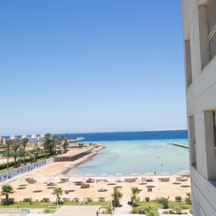 Photo of Others in Corniche Road-Dahar