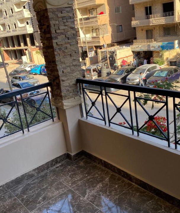 Photo of Patio Balcony in Pyramids Gardens