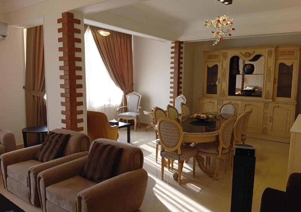 Photo of Livingroom in Taqseem Laselky