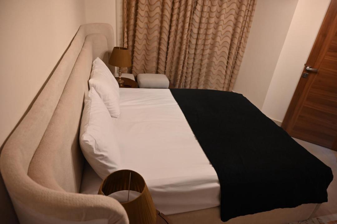 Photo of Bedroom in Ras Nasrani