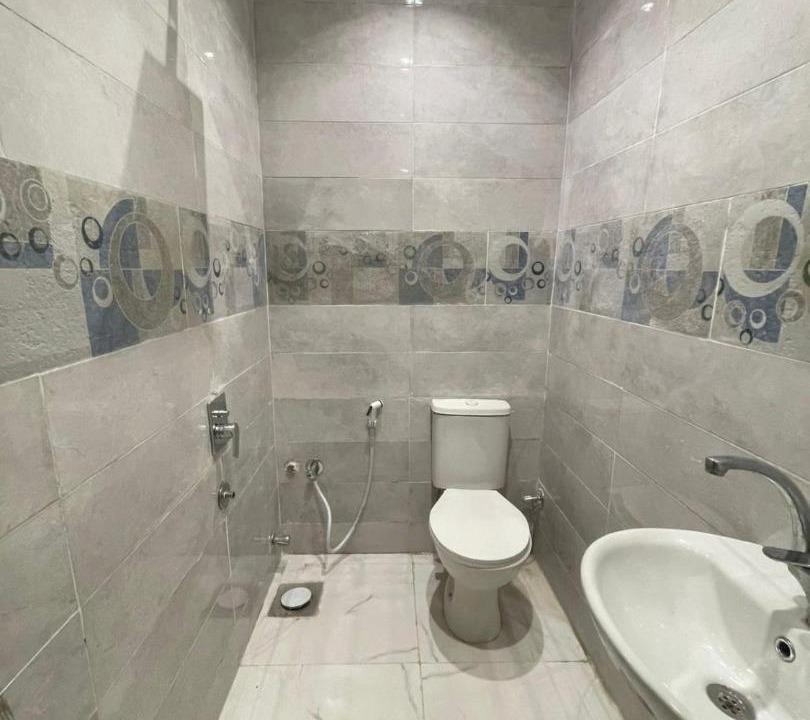 Photo of Bathroom in Garden City
