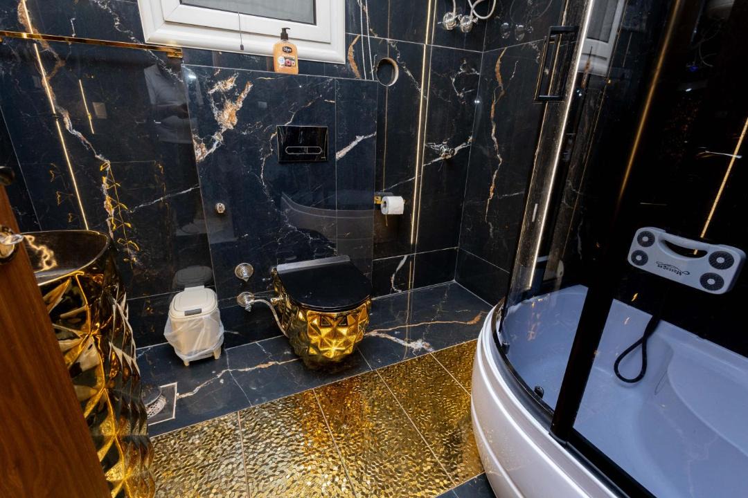 Photo of Bathroom in Bab Sharqi