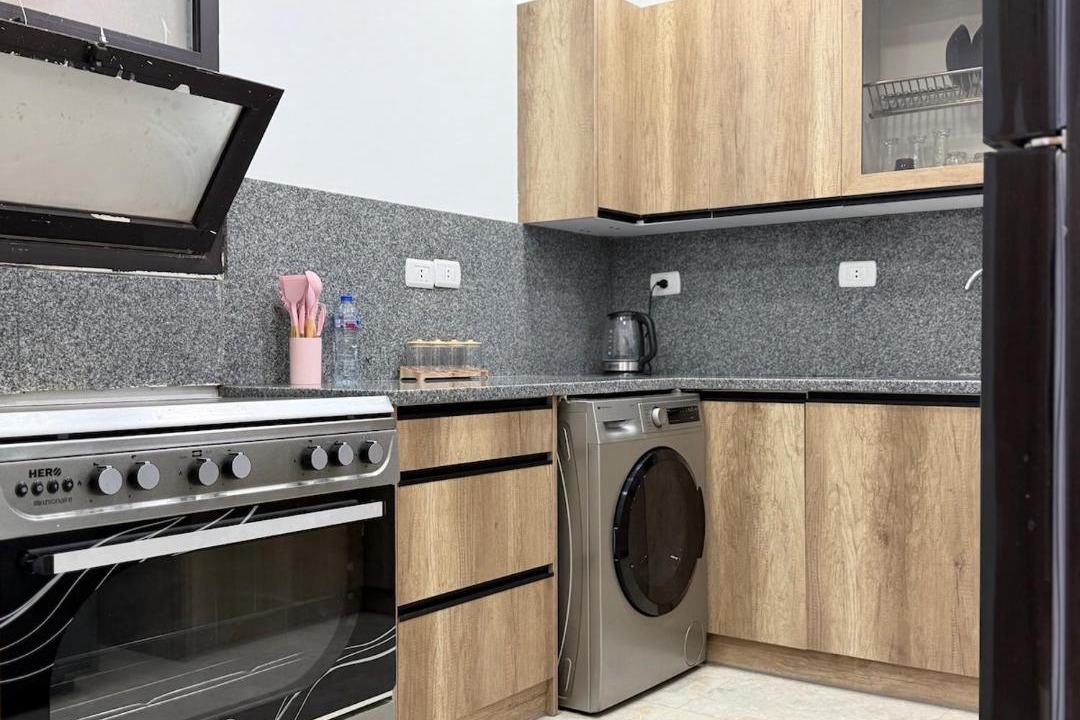 Photo of Kitchen in Sheikh Zayed City