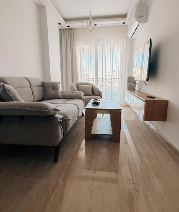 Photo of Livingroom in Ras Nasrani