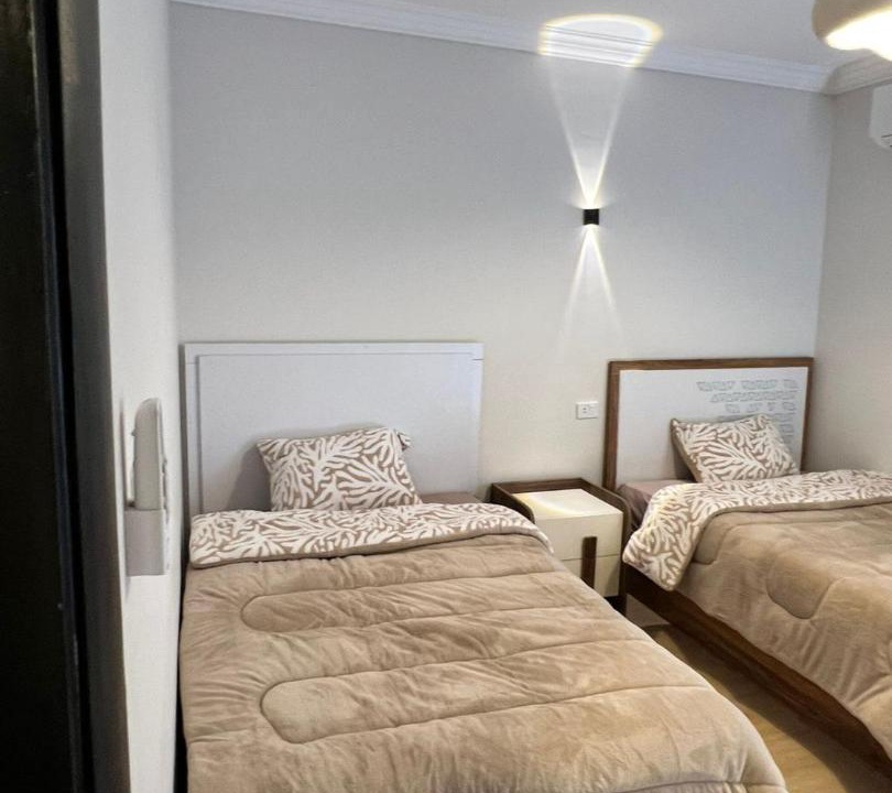Photo of Bedroom in Pyramids Gardens
