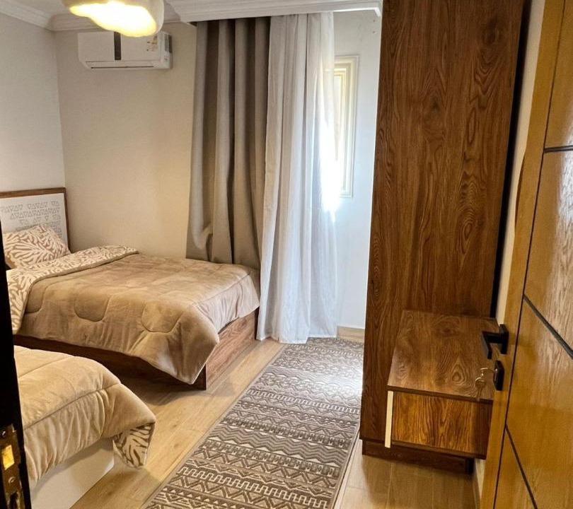 Photo of Bedroom in Pyramids Gardens
