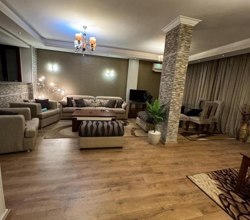 Photo of Livingroom in The 5th Settlement
