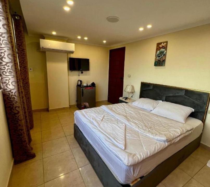 Photo of Bedroom in Kafrat al Jabal