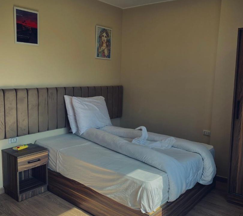 Photo of Bedroom in Kafrat al Jabal